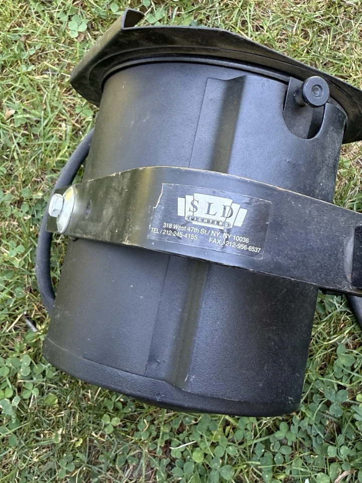 Altman 65Q Fresnel Studio Stage Light New York Theater Working W/halogen Bulb - Image 4 of 4