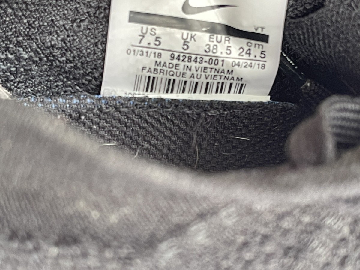 Nike Air VaporMax Flyknit 2 Black White Womens shoes size 7.5