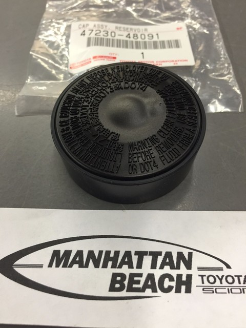 00-06 Tundra 01-07 Sequoia Brake Master Cylinder Fluid Reservoir Cap W