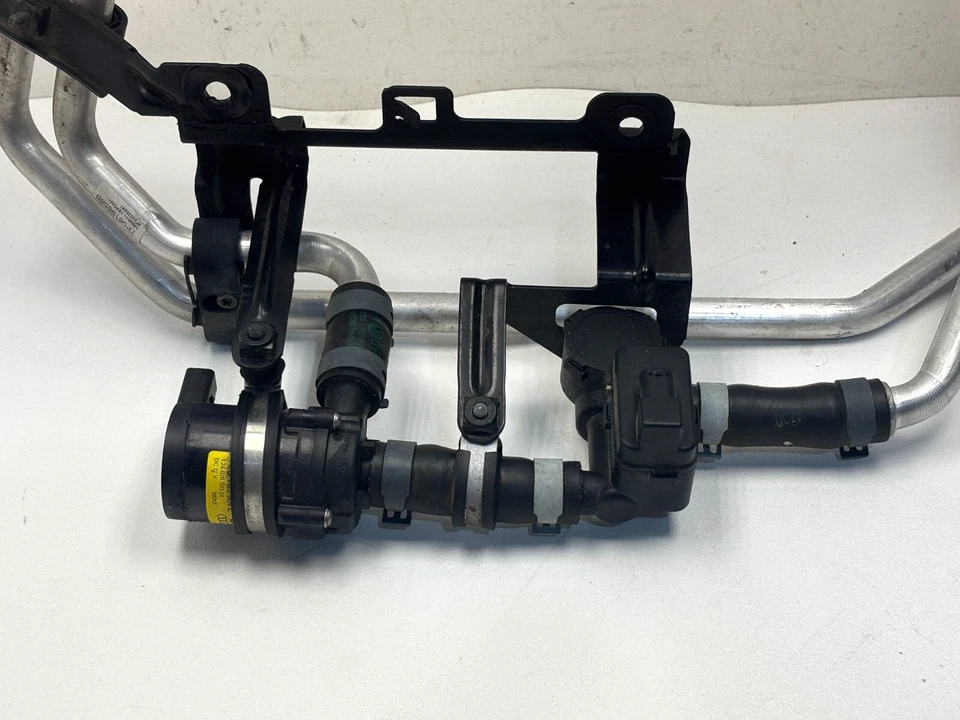 2011-2014 Porsche Cayenne Engine Water Coolant Tube Hose Line Pump PO34 OEM Foto 2 de 4