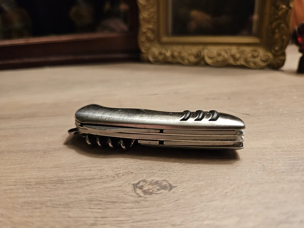MULTI-TOOL POCKET KNIFE- TOOL/TACKLE BOX MUST HAVE!