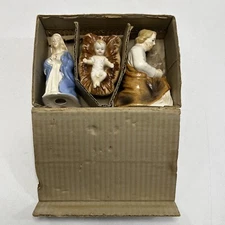 Vintage Artmark 3 pc, Holy Family Baby Jesus, Mary & Joseph Ceramic Nativity