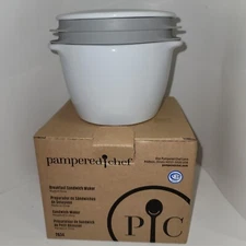 Pampered Chef Breakfast Sandwich Maker Item#2634 Ceramic Egg Cooker Original Box