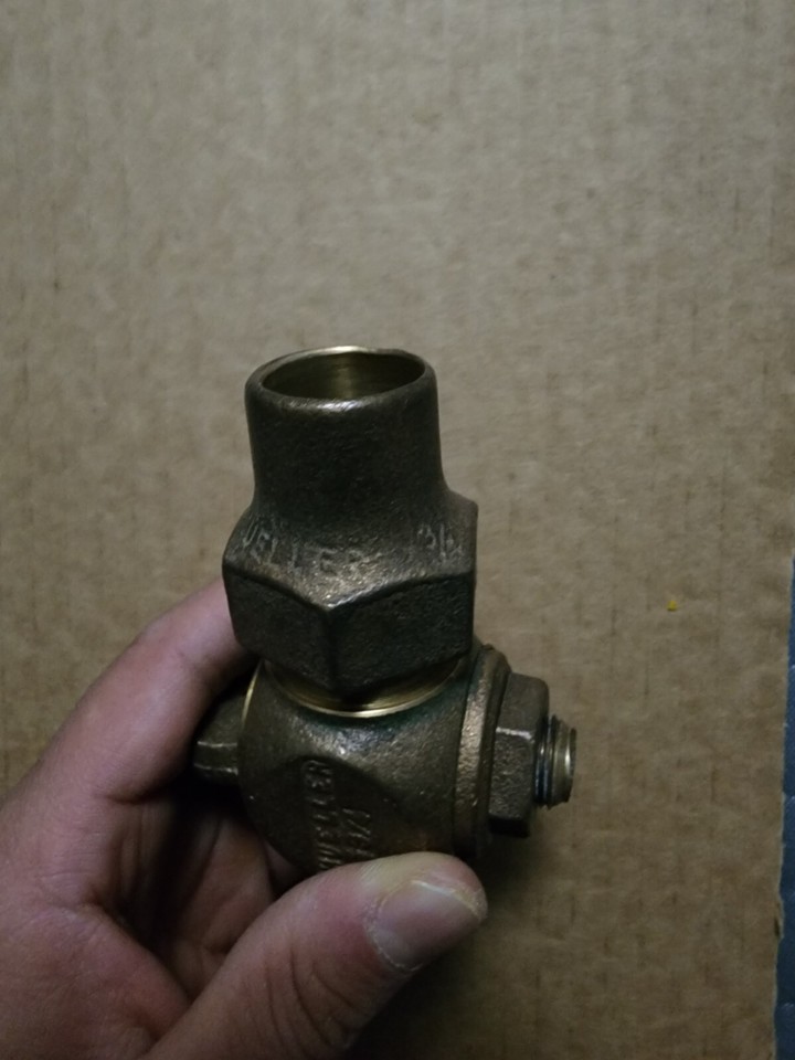 Vanne à Boisseau Sphérique Mueller 3/4" B-25000N - Conique X Raccord étincelle Cuivre - Neuf AWWA