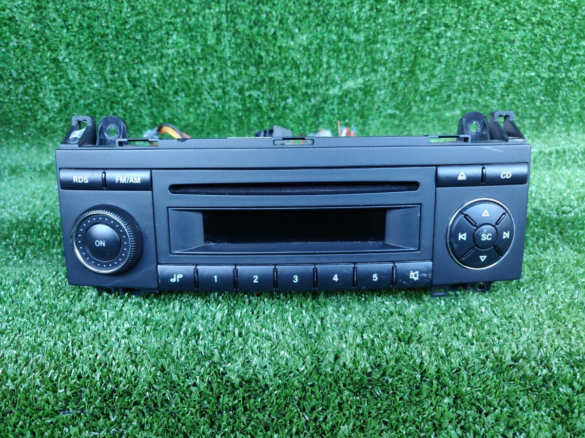 Mercedes Benz Original Car Radio Audio 5 Be9012 A1698200886 Oem