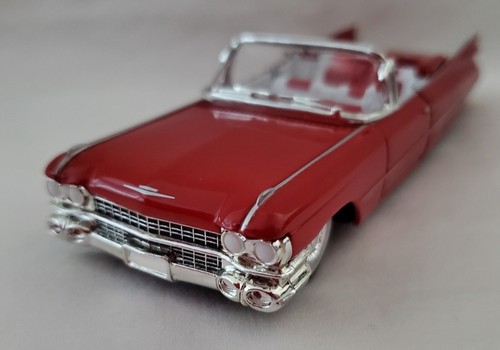 Matchbox Collectibles Platinum Edition 1959 Cadillac Convertible Collector Tin - Picture 16 of 17