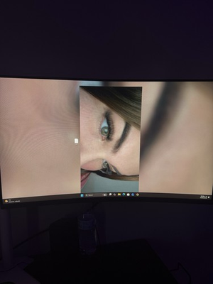 #ad Samsung CR50 32quot; Curved LCD Monitor Full HD 1920x1080 HDMI FreeSync $120.00