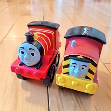 JAMES SALTY Thomas Train Push Along Free Wheeling Plastic Trains 18 Months
