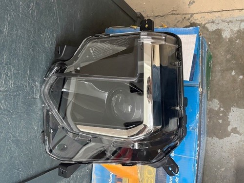 GM OEM Headlamp LED Right part # 85596374 For 2022-23, 2024 Traverse | eBay