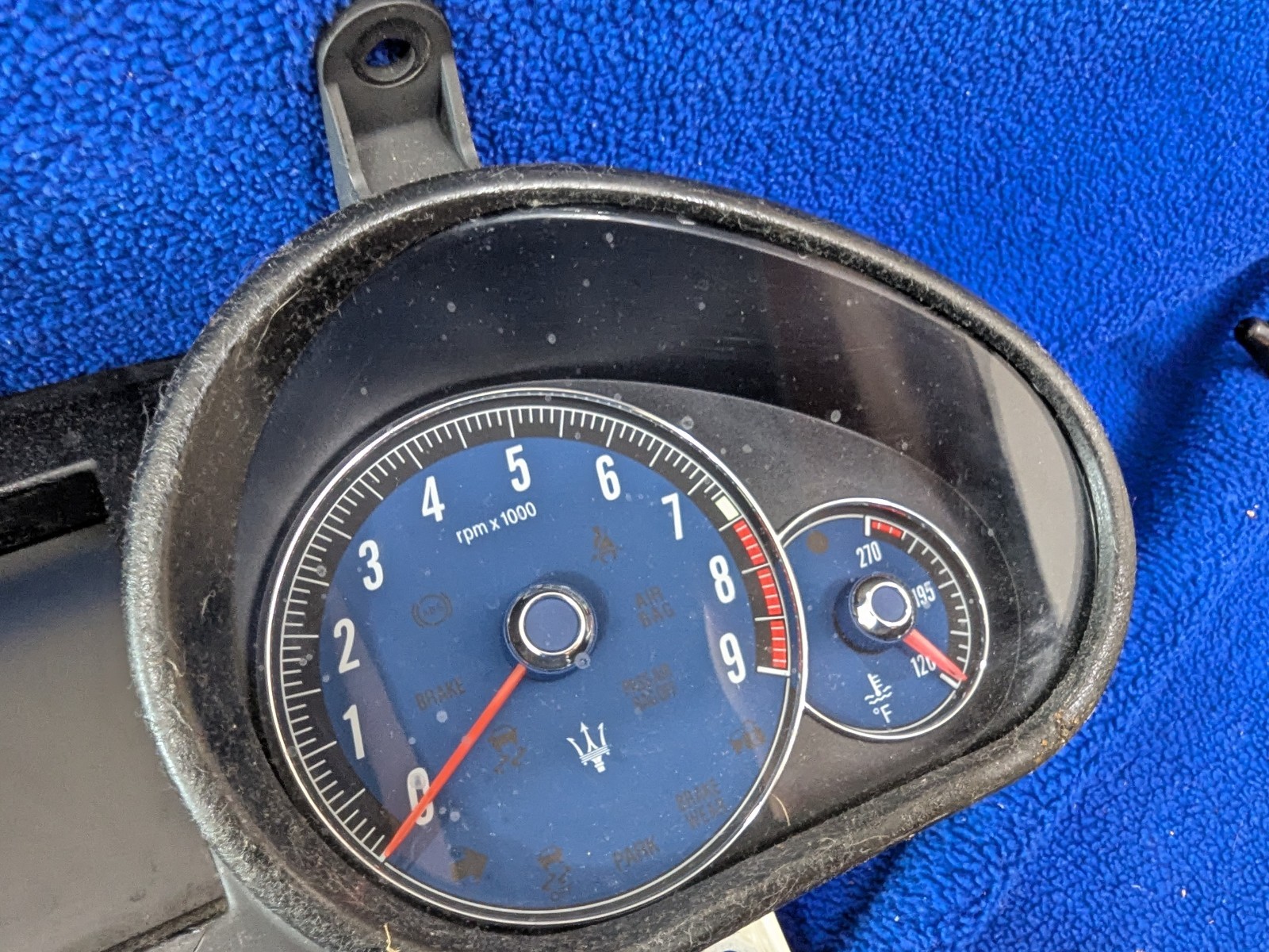Maserati GranTurismo 2009-2012 Instrument cluster