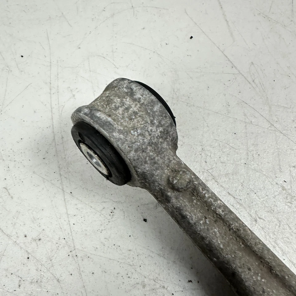 2005-2013 CHEVROLET CORVETTE C6 REAR RIGHT PASSENGER SDIE UPPER CONTROL ARM OEM - Image 3 of 4