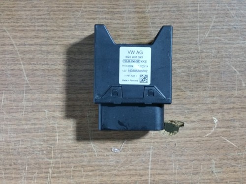 Audi TTS 8S TTS TT Golf A3 8V Steuergerät Kraftstoffpumpe Benzinpumpe 5Q0906093