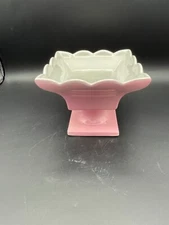 (158a) VTG HULL #158 Pottery Pink & White Candy/Planter scalloped edge