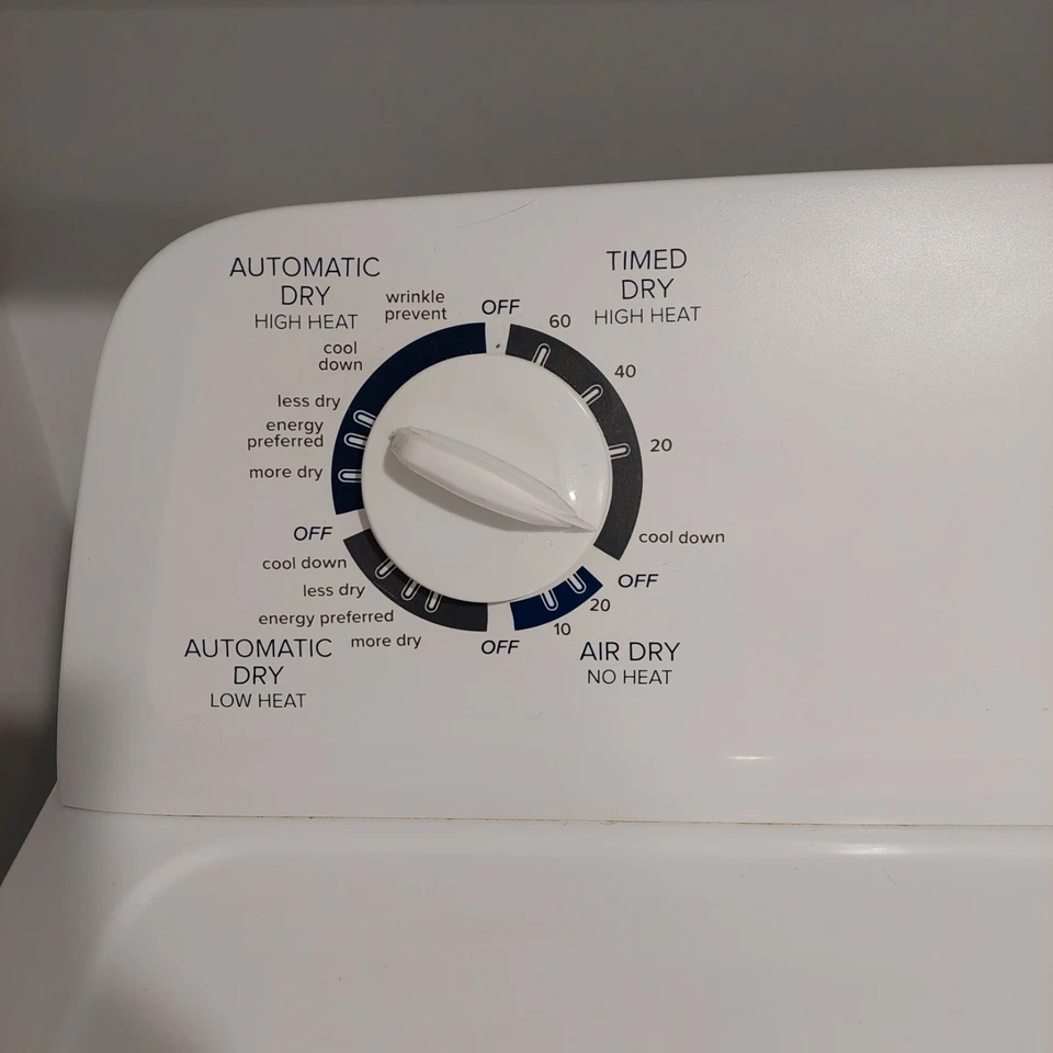 Secadora de gas Amana con kit de conversión de propano carga frontal blanca NGD4655EW1 Foto 2 de 4