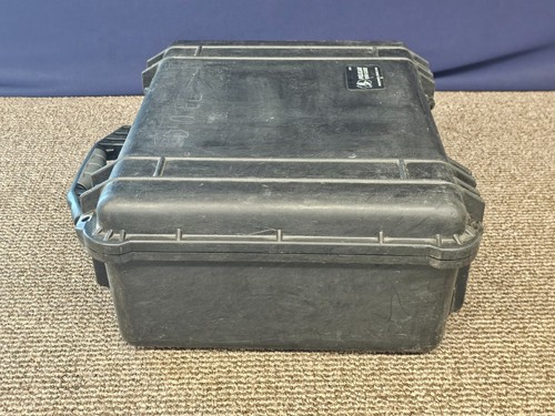 Pelican 1550 Hard Case Transit Storage Container Camera Gun Vented Plastic - Picture 5 of 17