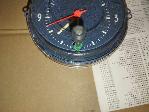 NOS Toyota Corona Clock Assy RT100 RT102 RT104 RT110 RT114 RT118 RT112 RT116 - Picture 3 of 10