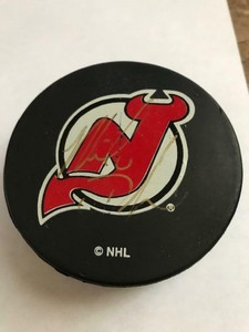 new jersey devils hockey puck