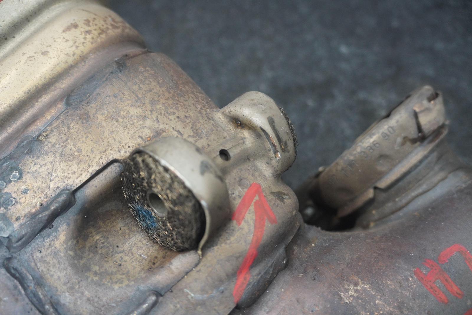 Porsche 911 GT3 2016-2019 Front Left Muffler