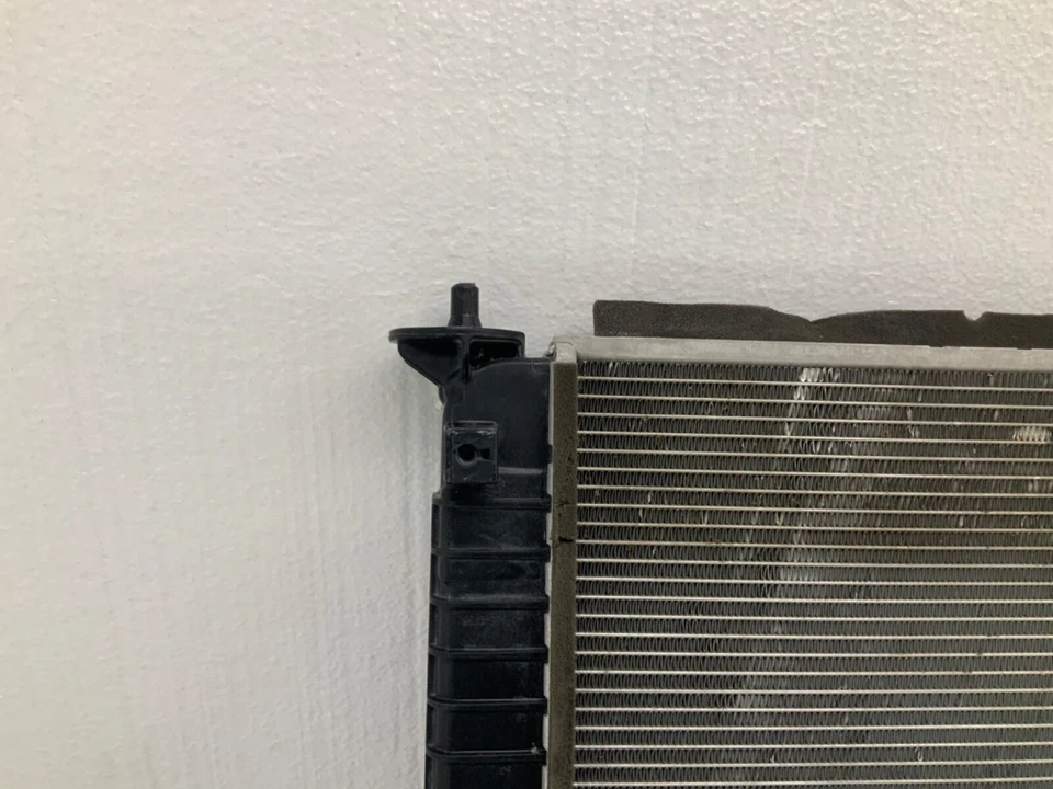 2011-2015 Radiator for Kia Optima Hyundai Sonata Azera 2.4L 3.3L OEM Foto 2 de 4