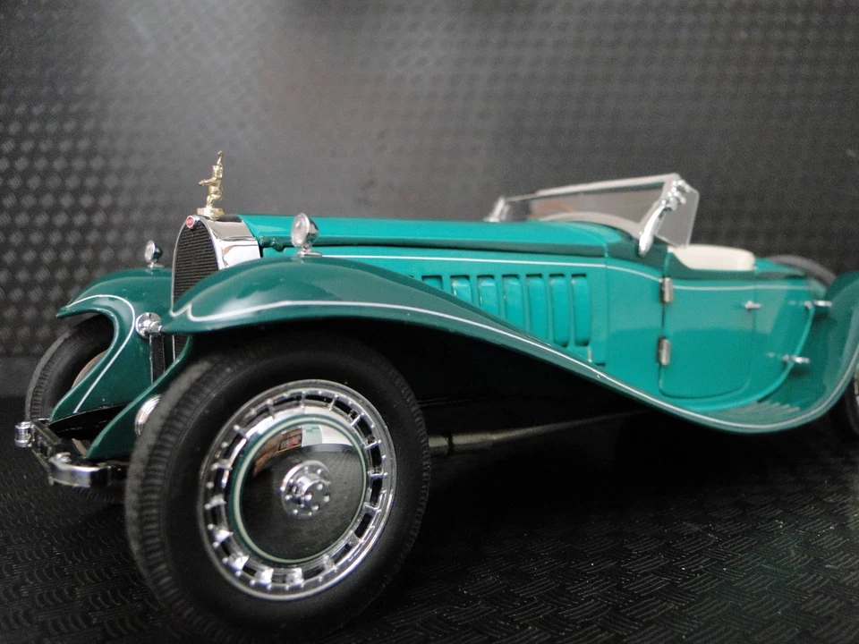 Bugatti Vintage Classic Custom Metal Model Concept1Hot Rod24Race12Sports Car18 - Image 2 of 4