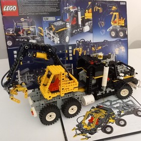 LEGO TECHNIC 8868 TRUCK CRANE AIR TECH CLAW RIG TRUCK PNEUMATIC ELECTRIC INCLUDED