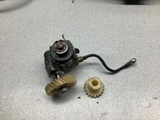 1975 75 YAMAHA DT 175 OIL PUMP INJECTOR