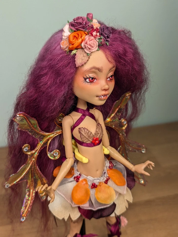 OOAK Monster High Custom Art doll - Howleen Autumn Fairy Custom Repaint Foto 2 de 4