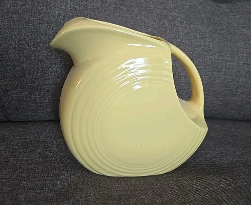 VTG Fiesta  Yellow Disk Pitcher 2002 HK Made USA  Fiestaware