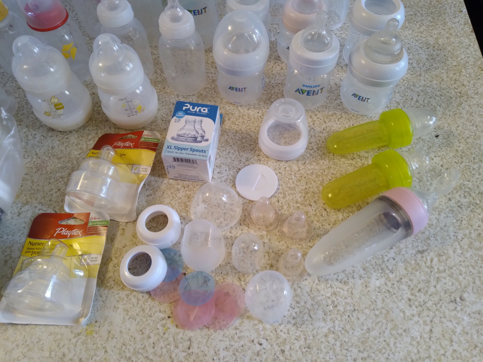 Baby Bottles Avent, Medela, Playtex, Evenflo & MAM 22 total Med dosing acc GUC
