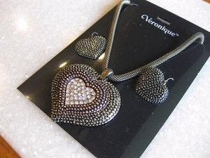 Collier v en argent. Géométrique et design. - Elise et moi