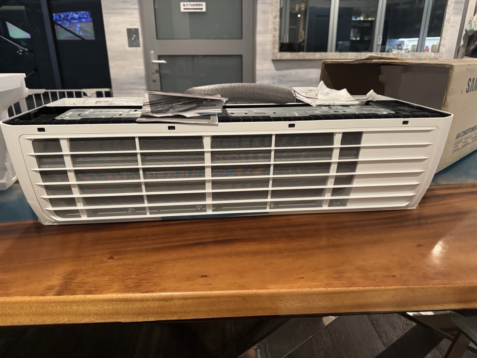 Air conditioner Samsung wall mounted  9,000 btu RNS09CMB