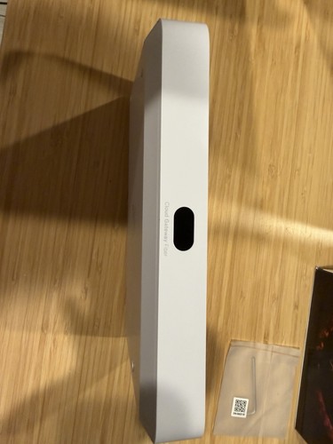 Ubiquiti Cloud Gateway Fiber (UCG-Fiber) + NVMe Tray 