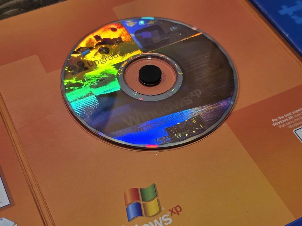 Microsoft Windows XP Professional Upgrade CD (2002) – X10-70274 – Vintage - Image 3 of 4