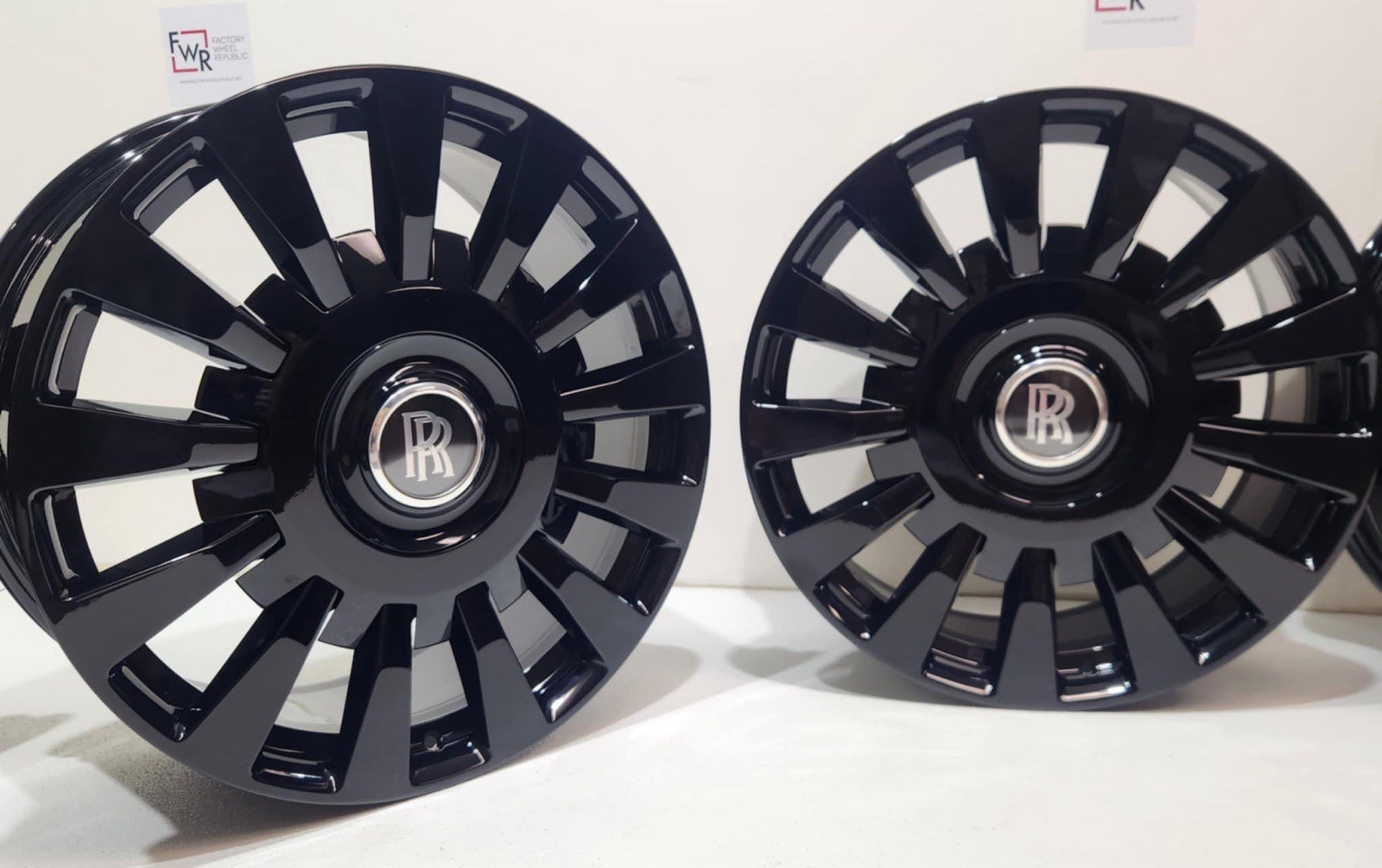 22” ROLLS ROYCE PHANTOM 8 WHEELS Rims Factory OEM Forged Set Gloss Black 🔥🔥🔥