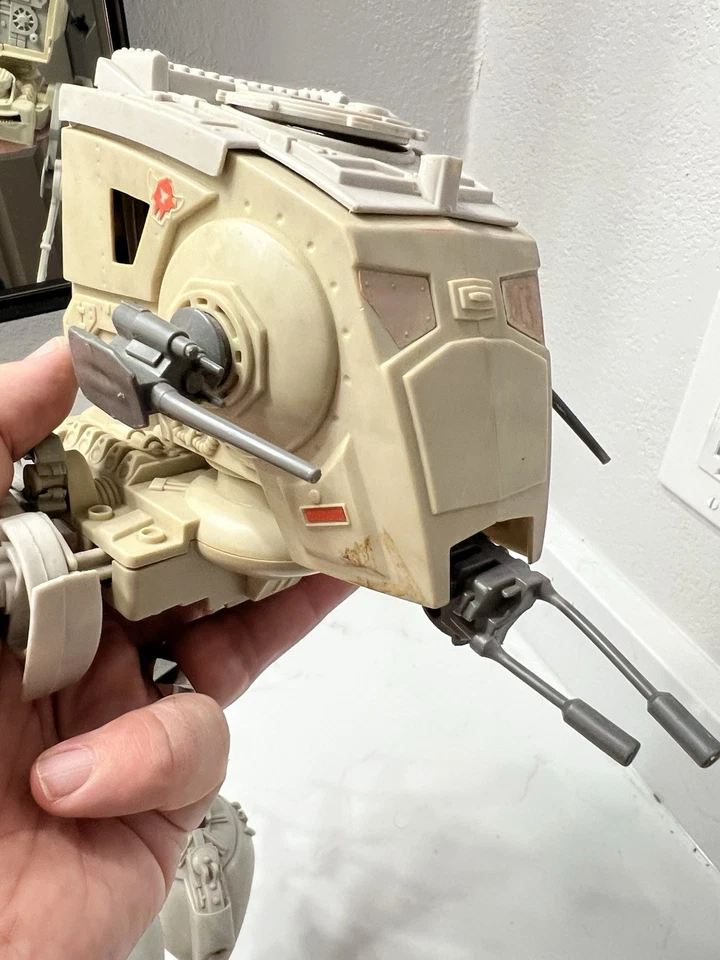 Vintage/Original 1982 Kenner Star Wars AT-ST Scout Walker -Leitura Quase Completa - Imagem 3 de 4