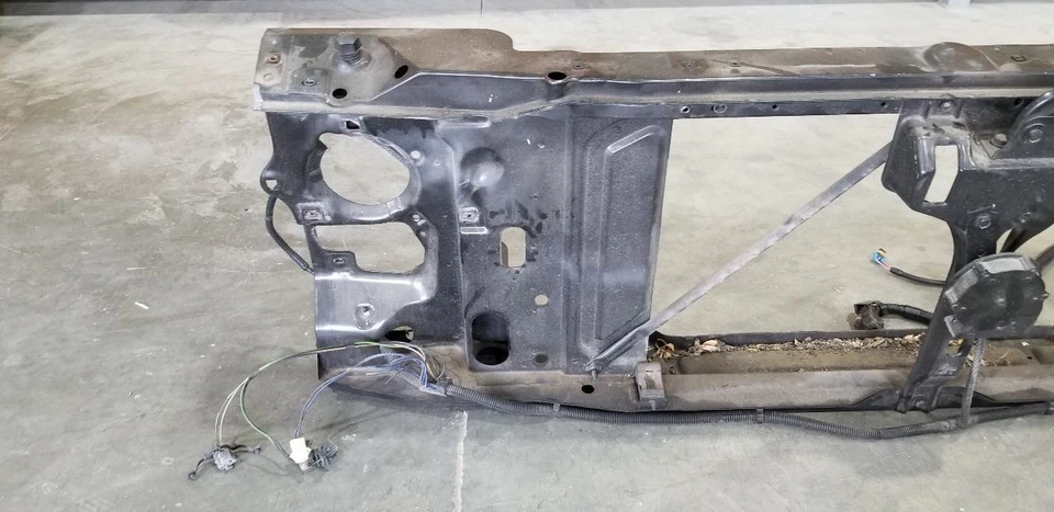 1988 CHEVY SILVERADO 1500 RADIATOR CORE SUPPORT — 第 2/4 张图片