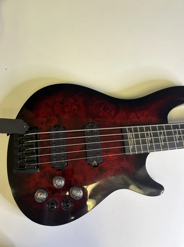 Bajo eléctrico de 5 cuerdas Schecter Guitar Research Omen Elite-5 negro Cherry Burst Foto 4 de 4