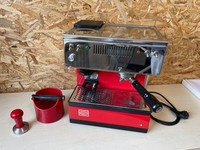 Quick Mill Retro 0835 Espressomaschine mit eingebauter Mühle, rot, Gebraucht