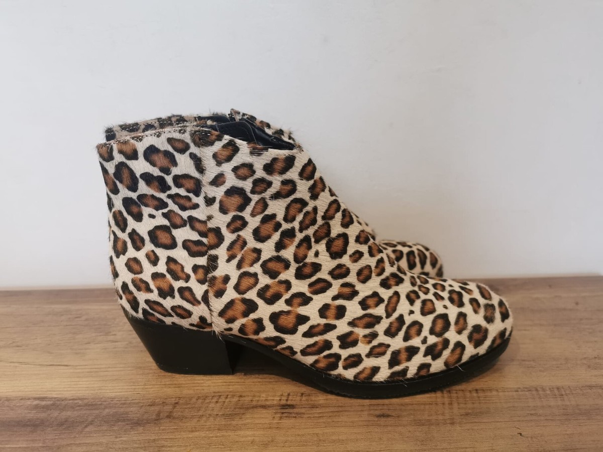 CLARKS LADIES LEOPARD PRINT ZIP UP CUBAN ANKLE BOOTS SHOES UK EUR  BT283