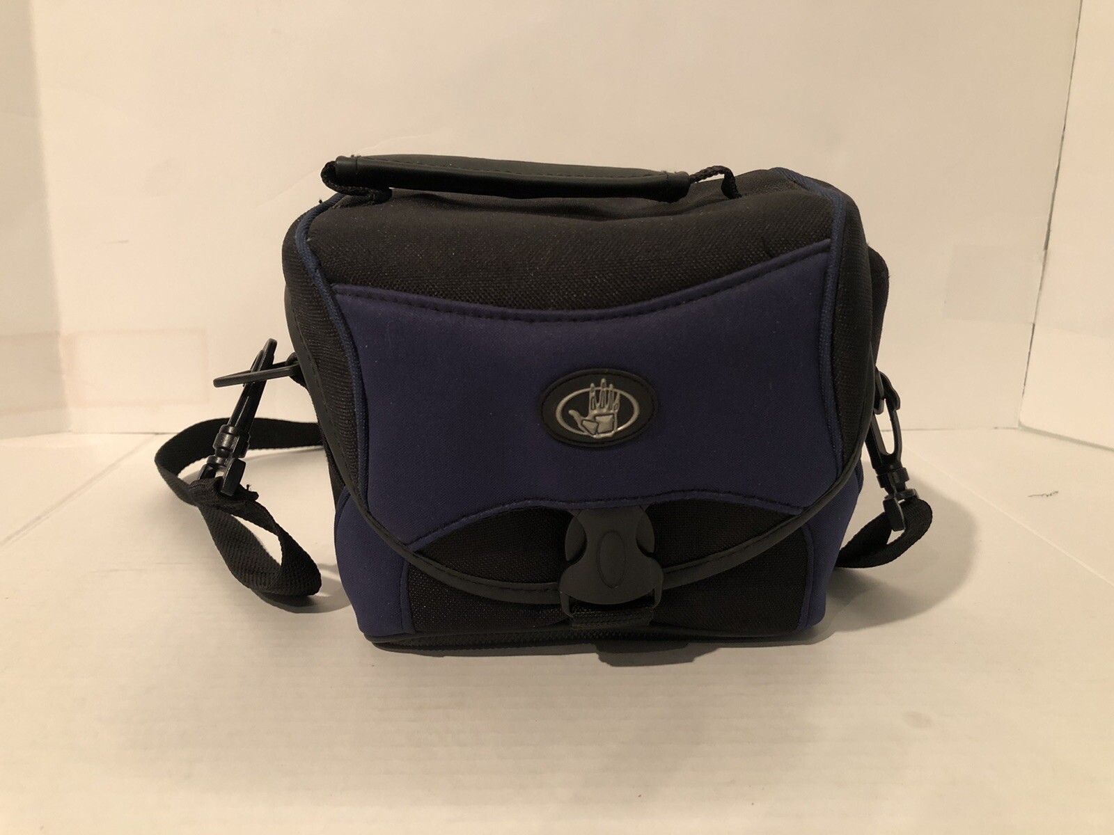 Body Glove Camera Bag Case with shoulder Strap Black/Blue PreOwned eBay