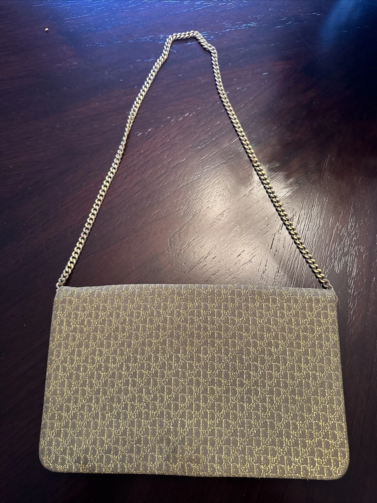 Christian Dior vintage 1967 motif trotteur Marc Bohan épaule/pochette métal doré