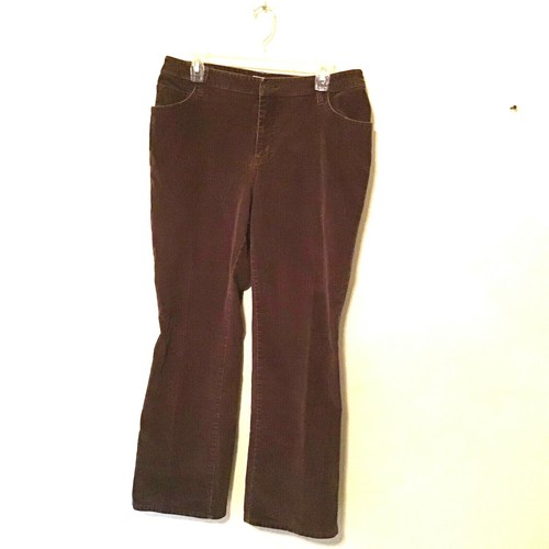St. Johns Bay womens pants size 14 