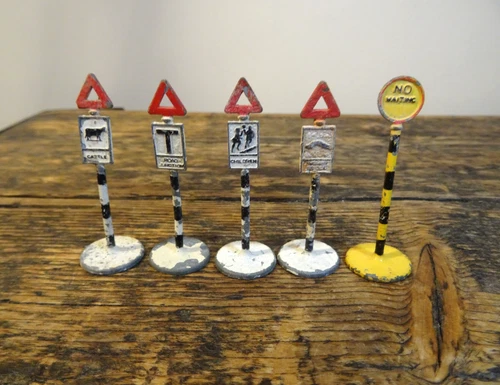 5 x Dinky Road Signs - Children, No Waiting, Junction, Cattle, Bridge - vintage