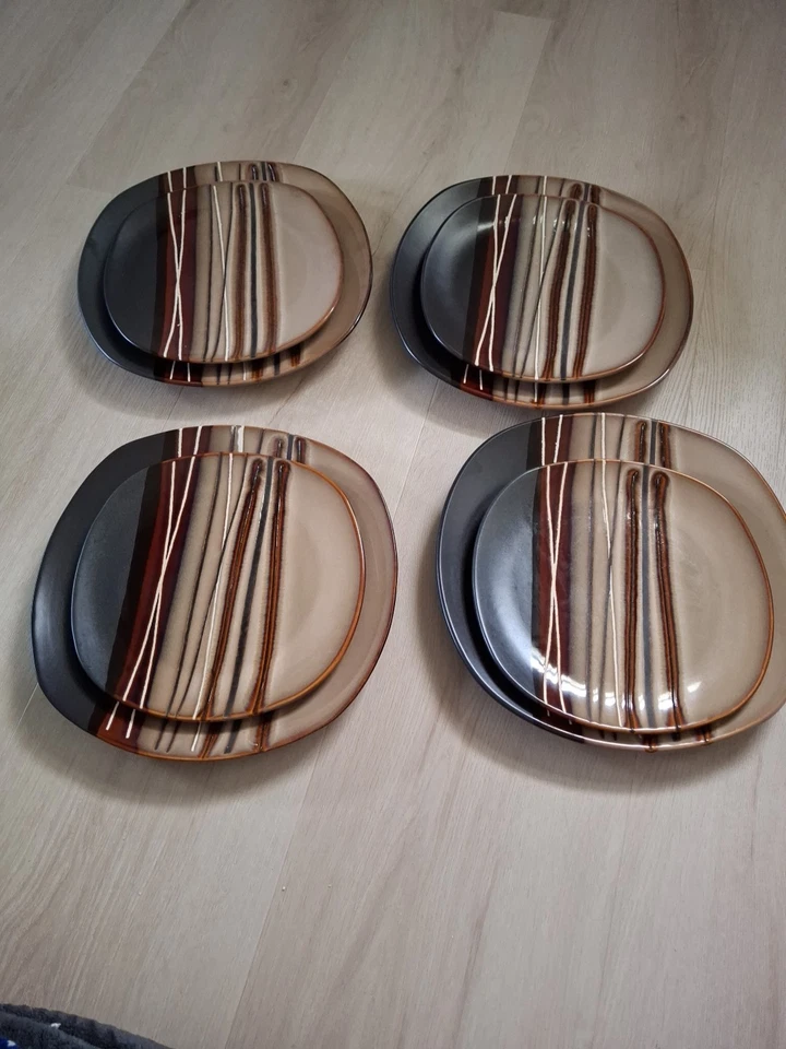 Platos marrones Better Homes & Garden - 4 platos de cena - 4 platos de ensalada  Foto 4 de 4