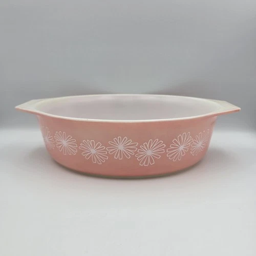 Vintage Pyrex Pink Daisy Cinderella Casserole Baking Dish No Lid 045 2.5 Quart