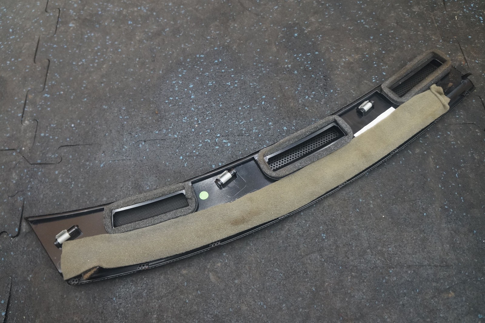 Dash Left Upper Defrost Vent Grille Trim Panel 80801700 Ferrari California 2010