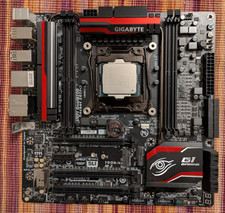 GIGABYTE GA-X99M-Gaming 5 Motherboard + Intel Core i7-5930K CPU 