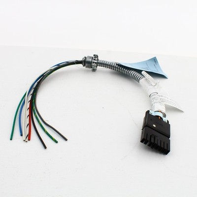 Hubbell 1 Ft Female Extender Cable 12'' Leads 332 Connexion System CEXT332FWL01