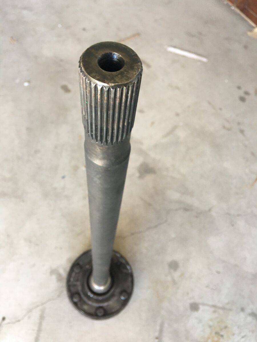 Specialty Products Differential Cover 14-Bolt 73-95 GM Specialty Products Differential Cover 14-Bolt 73-95 GM