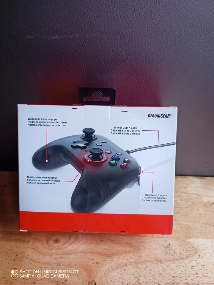 dreamGEAR Shadow LED Wired Controller for Nintendo Switch/Switch OLED -10ft Cord - Image 3 of 4